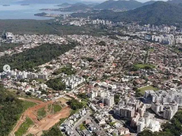 Terreno venda em Região Geográfica Imediata de Florianópolis, Desterro
