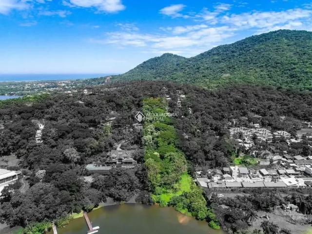 Terreno venda em Região Geográfica Imediata de Florianópolis, Desterro