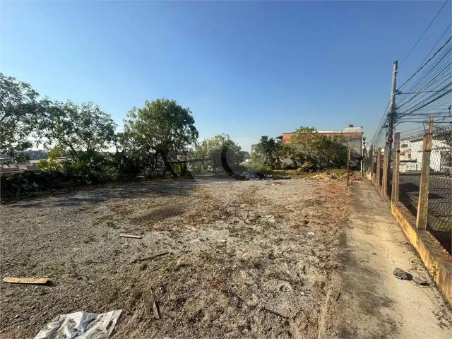 Terreno venda em Distrito-sede de Guarulhos, Guarulhos