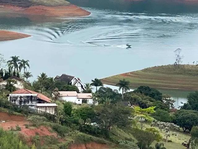 Terreno venda em Região Imediata de São José dos Campos, Região Metropolitana do Vale do Paraíba e Litoral Norte