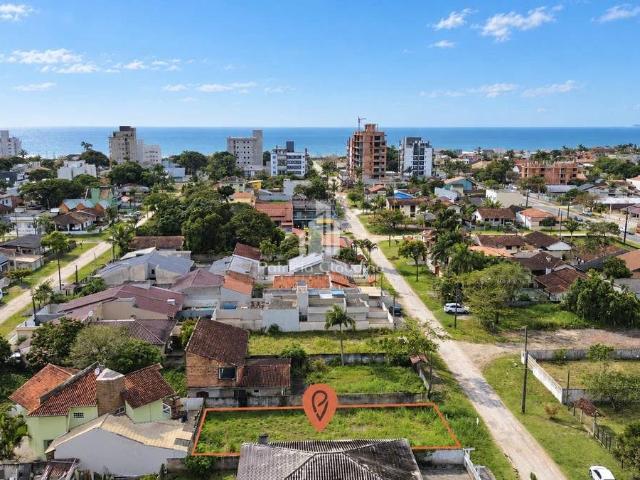 Terreno venda em Loteamento Brasília, Itapoá