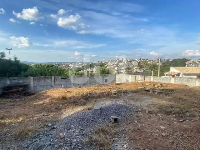 Terreno venda em Altinópolis