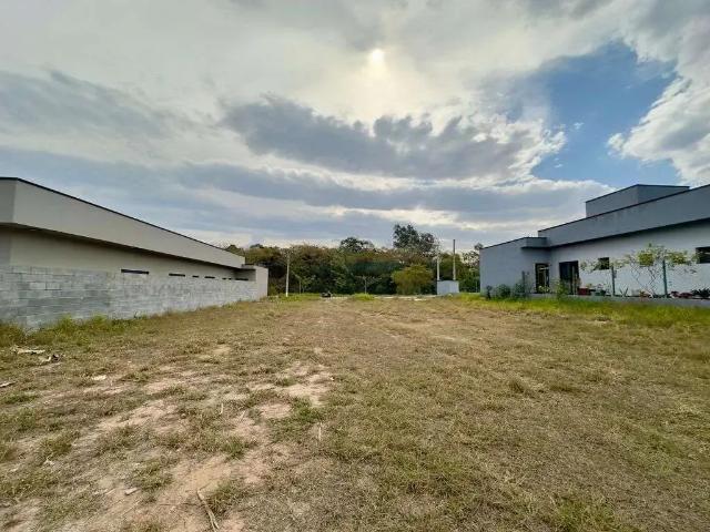 Terreno venda em Região Imediata de São José dos Campos, Região Metropolitana do Vale do Paraíba e Litoral Norte