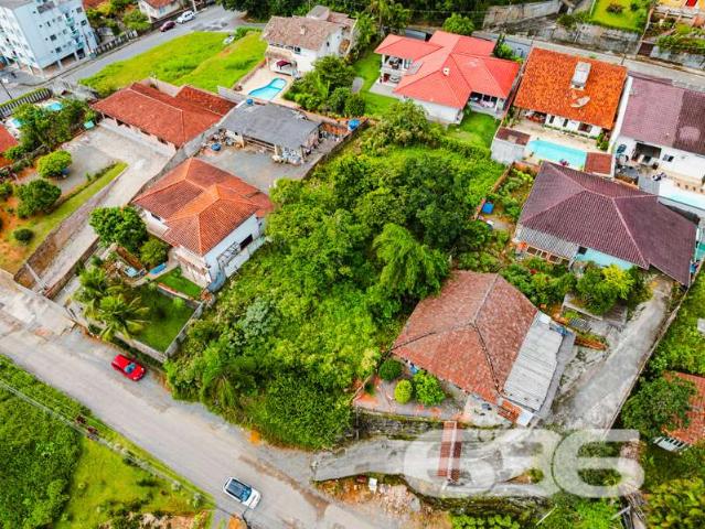 Terreno venda em Iririú, Joinville