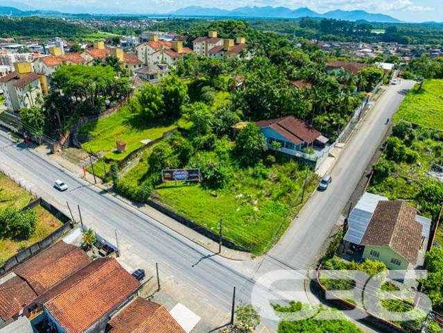 Terreno venda em Paranaguamirim, Joinville