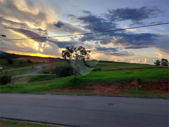 Terreno venda em Loteamento Parque Santo Antônio II, Jundiaí