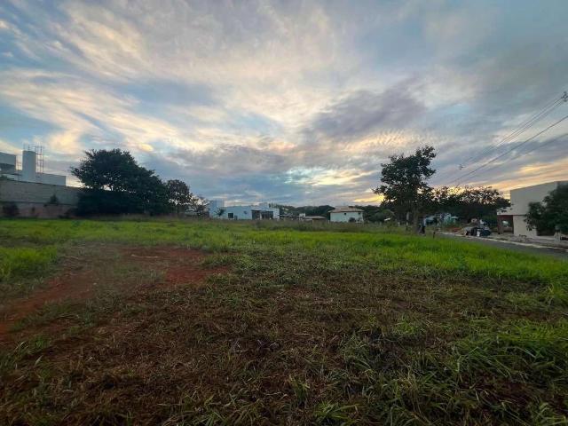 Terreno venda em Condomínio Parque Residencial Vivendas, Lagoa Santa