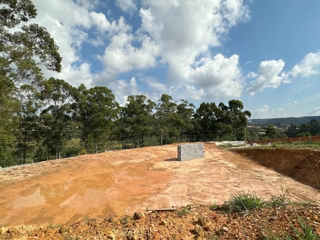 Terreno venda em Mairinque