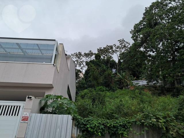 Terreno venda em Região Oceânica, Niterói