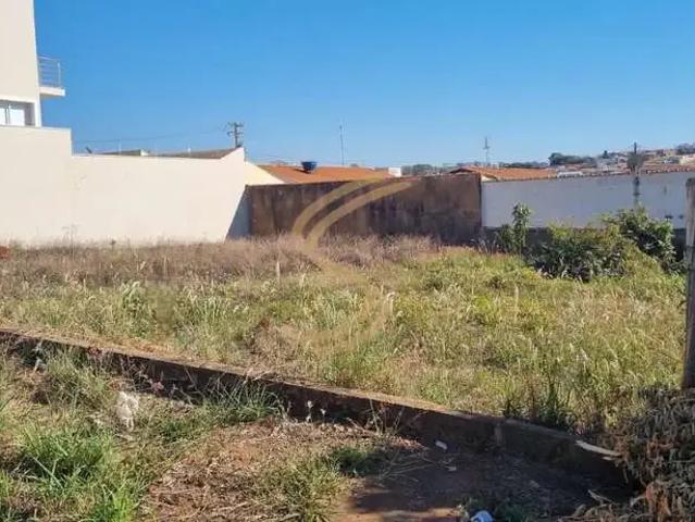 Terreno venda em São José do Rio Pardo, Região Geográfica Intermediária de Campinas