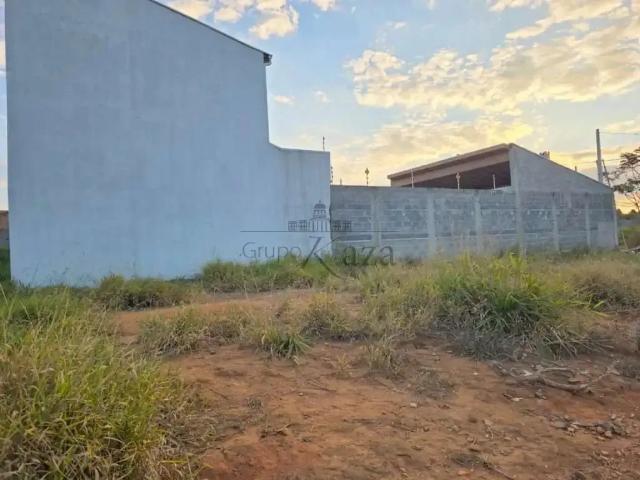 Terreno venda em Região Imediata de São José dos Campos, Região Metropolitana do Vale do Paraíba e Litoral Norte