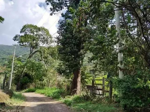 Terreno venda em Região Geográfica Imediata de Vitória, Região Metropolitana da Grande Vitória