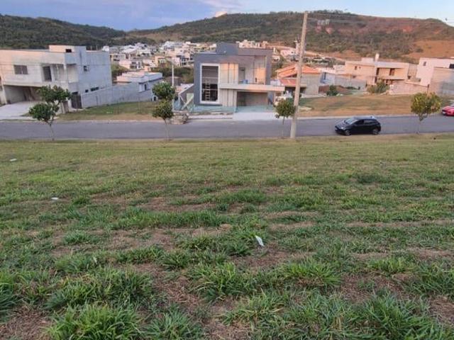 Terreno venda em Jardim Marlene Miranda, Taubaté