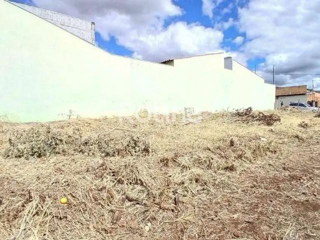 Terreno venda em Região Geográfica Imediata de Uberlândia, Oliveira Fortes