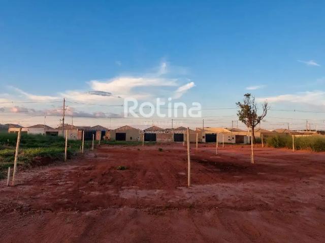 Terreno venda em Região Geográfica Imediata de Uberlândia, Oliveira Fortes