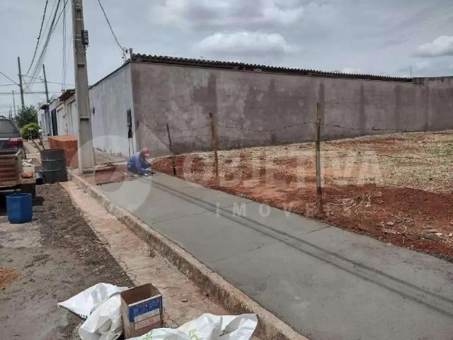 Terreno venda em Região Geográfica Imediata de Uberlândia, Oliveira Fortes