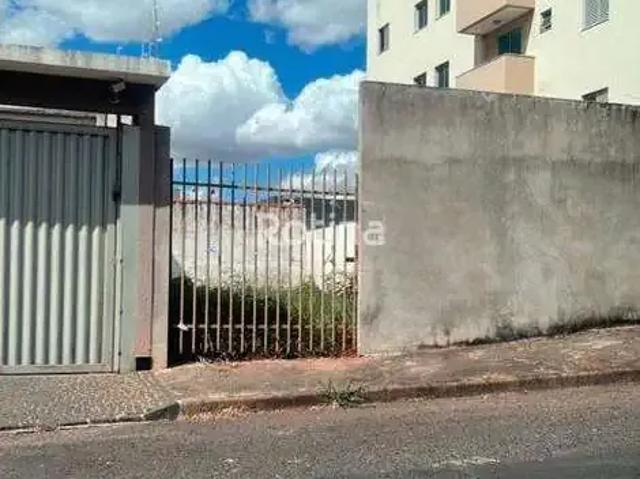 Terreno venda em Região Geográfica Imediata de Uberlândia, Oliveira Fortes