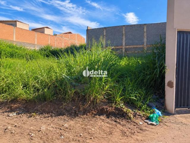 Terreno venda em Jardim Lisboa, Uberlândia