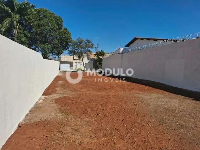 Terreno venda em Região Geográfica Imediata de Uberlândia, Oliveira Fortes
