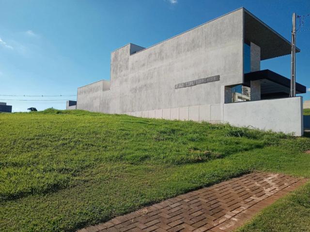 Terreno venda em Parque Residencial Interlagos, Umuarama