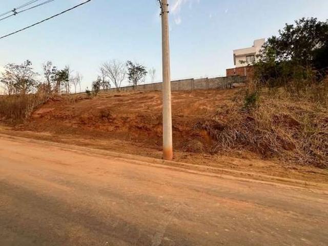 Terreno venda em Vespasiano, Centro