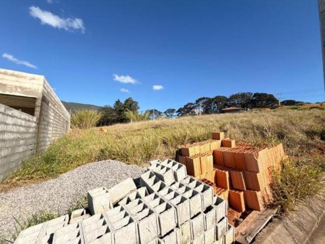 Terreno venda em Vargem
