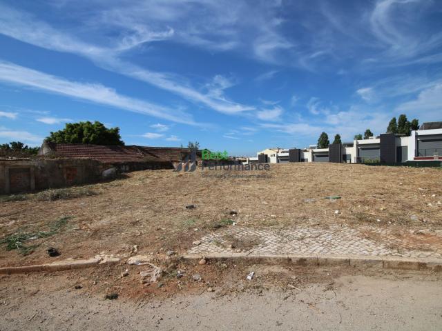 Terreno venda em Sobralinho, Lisboa