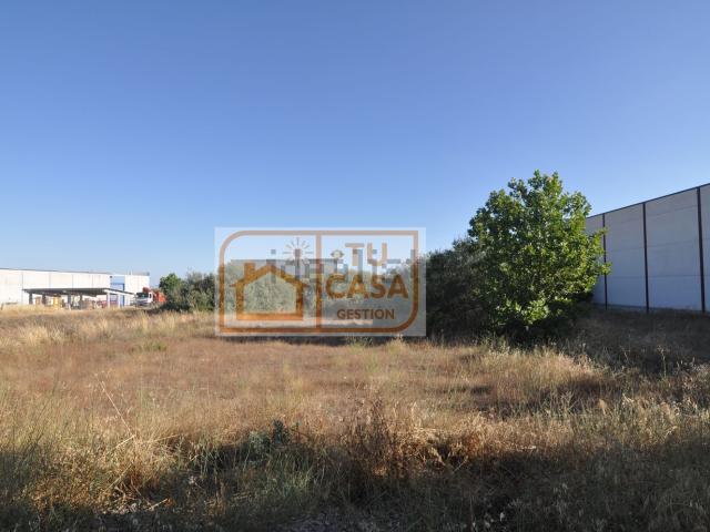 Terreno en venta en Polígono Industrial Las Arenas. Sector 3, Malpartida de Cáceres