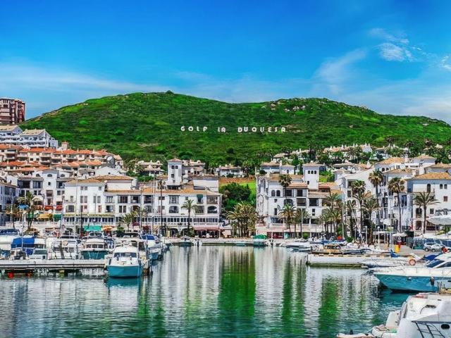 Terreno en venta en Castillo de la Duquesa, Costa del Sol Occidental