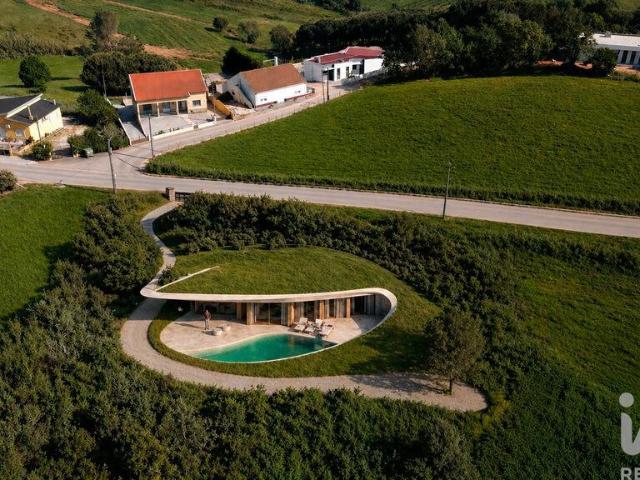 Terreno venda em Cadaval, Pêro Moniz