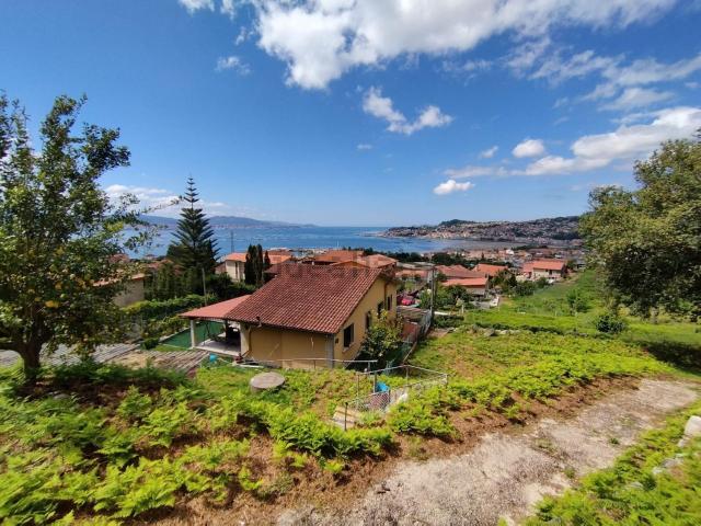 Terreno en venta en A Moureira, Moaña
