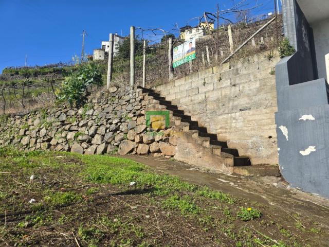 Terreno venda em Câmara De Lobos, Pico e Salões Terreno venda em Câmara De Lobos, Pico e Salões