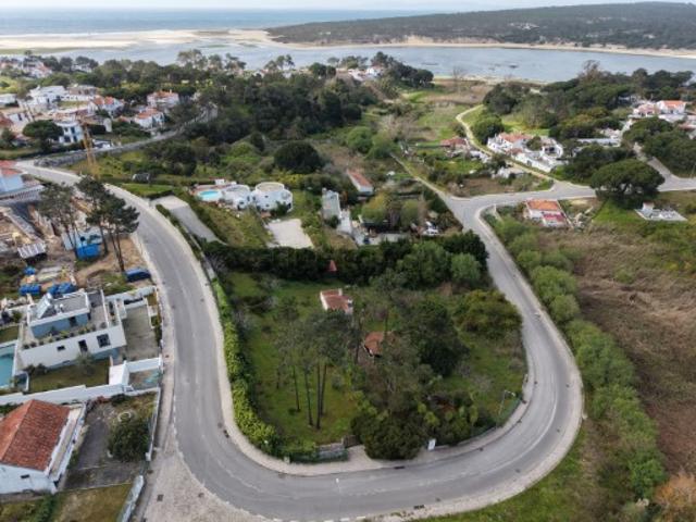 Terreno venda em Sesimbra (Castelo), Sesimbra