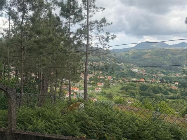 Terreno en venta en A Angustia, Vigo