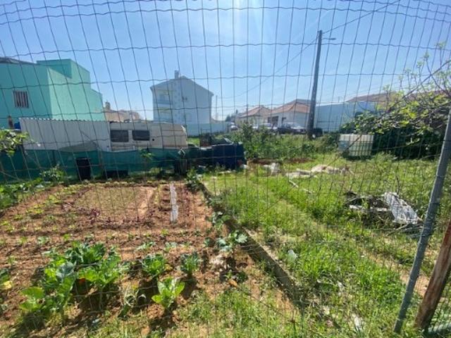 Terreno venda em Santiago Dos Velhos, Lisboa