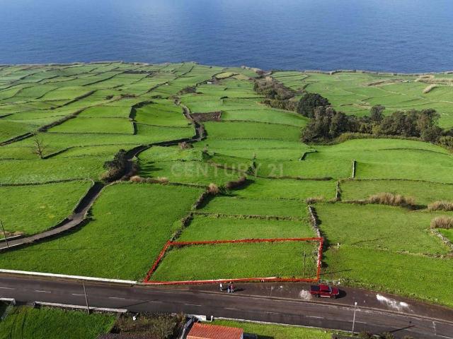Terreno venda em Açores, Doze Ribeiras