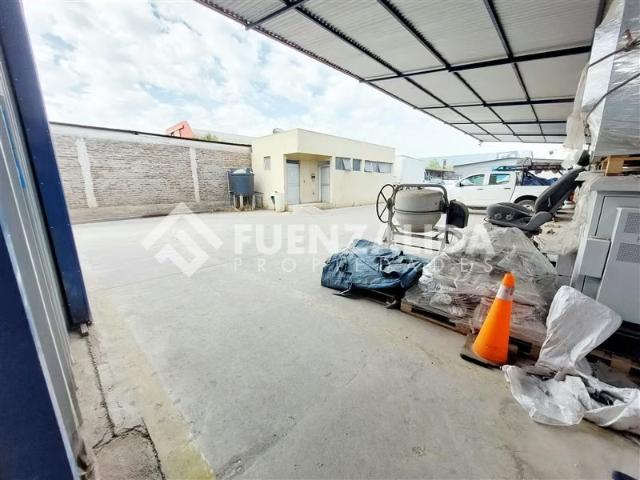 Oficina en venta en La Cisterna, Metropolitana