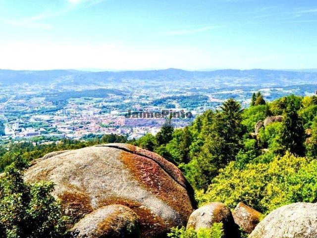 Terreno venda em Guimarães Terreno venda em Guimarães