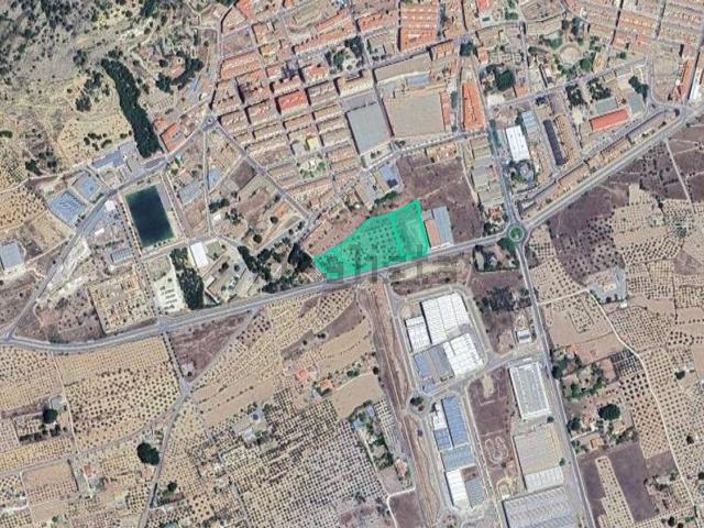 Terreno en venta en Onil, Alacant / Alicante