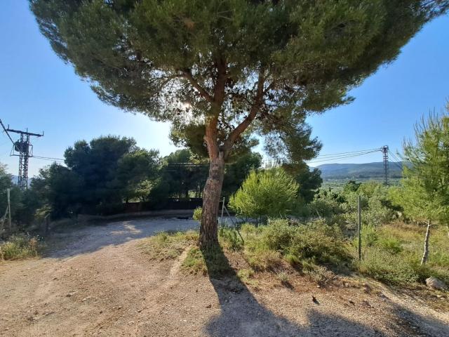 Terreno en venta en Onil, Alacant / Alicante