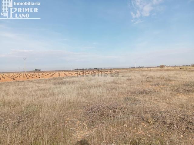 Terreno en venta en Ossa De Montiel, Castilla-La Mancha