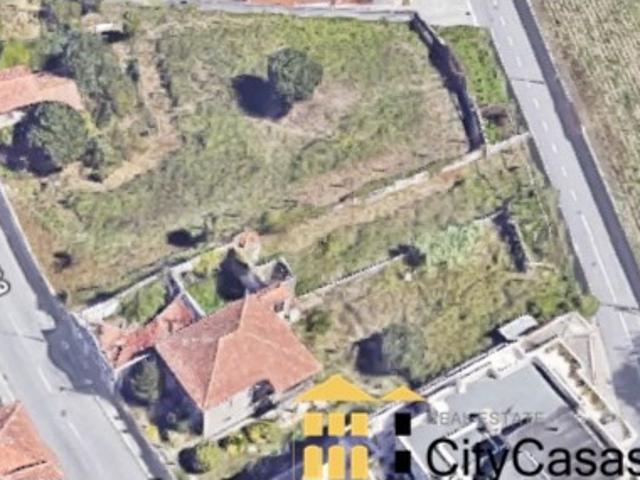 Terreno venda em Gondivai, Porto