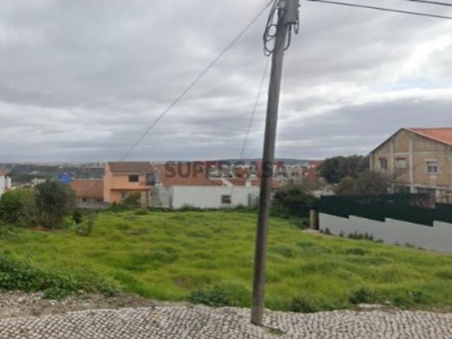 Terreno venda em Casal da Mira, Amadora