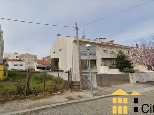 Terreno venda em Gondivai, Porto