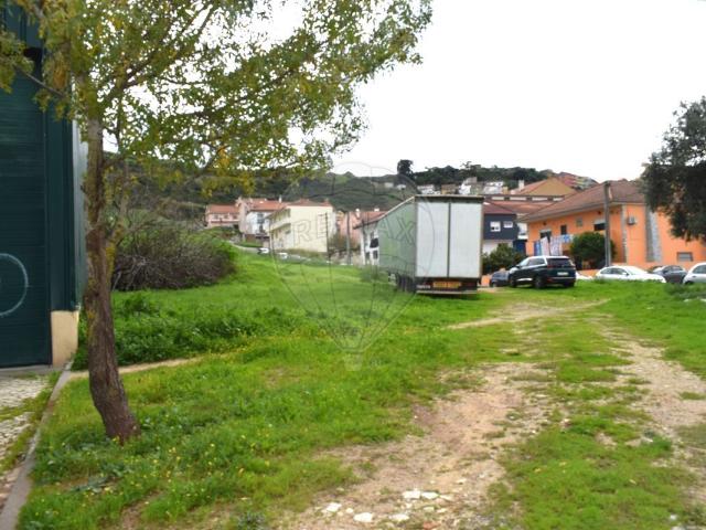 Terreno alugar em Bairro da Serra da Luz, Odivelas
