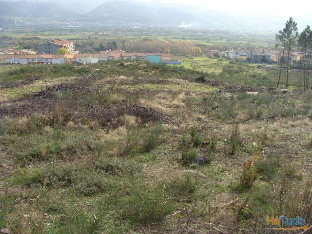Terreno venda em Chaves, Vila Real