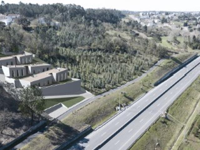 Terreno venda em Leiria