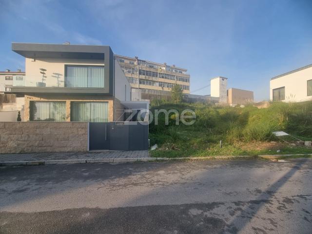 Terreno venda em Vila Nova De Gaia, Porto