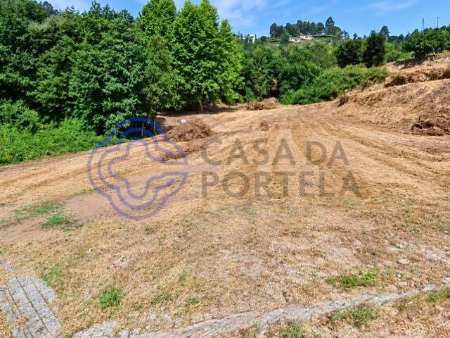 Terreno venda em Recezinhos (São Mamede), Penafiel
