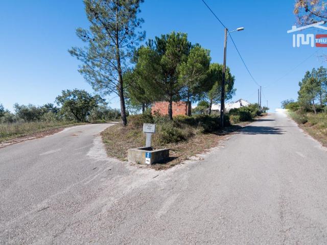 Terreno venda em Ourém, Santarém